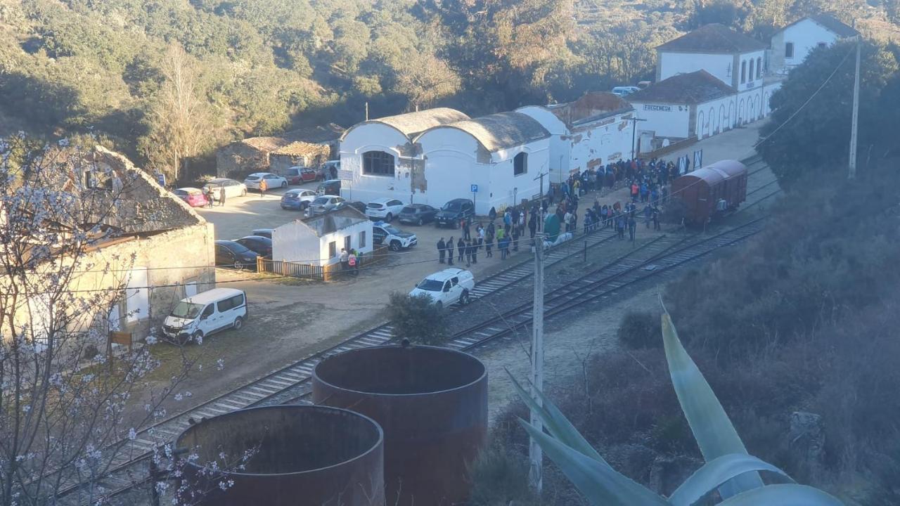 Casa Rural Camino De Hierro I Y II La Fregeneda Bagian luar foto
